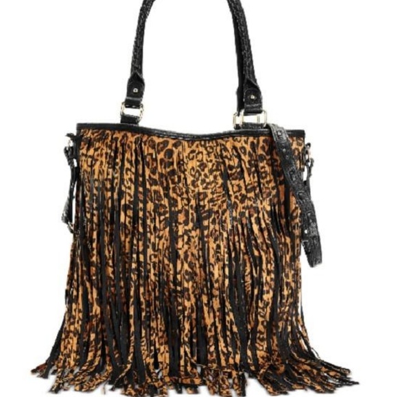 Steve Madden Handbags - Steve Madden Bfrringe Tote Steve Madden Handbags - Steve Madden Bfrringe Tote
